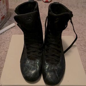Nice Comfortable Athletic Bootie